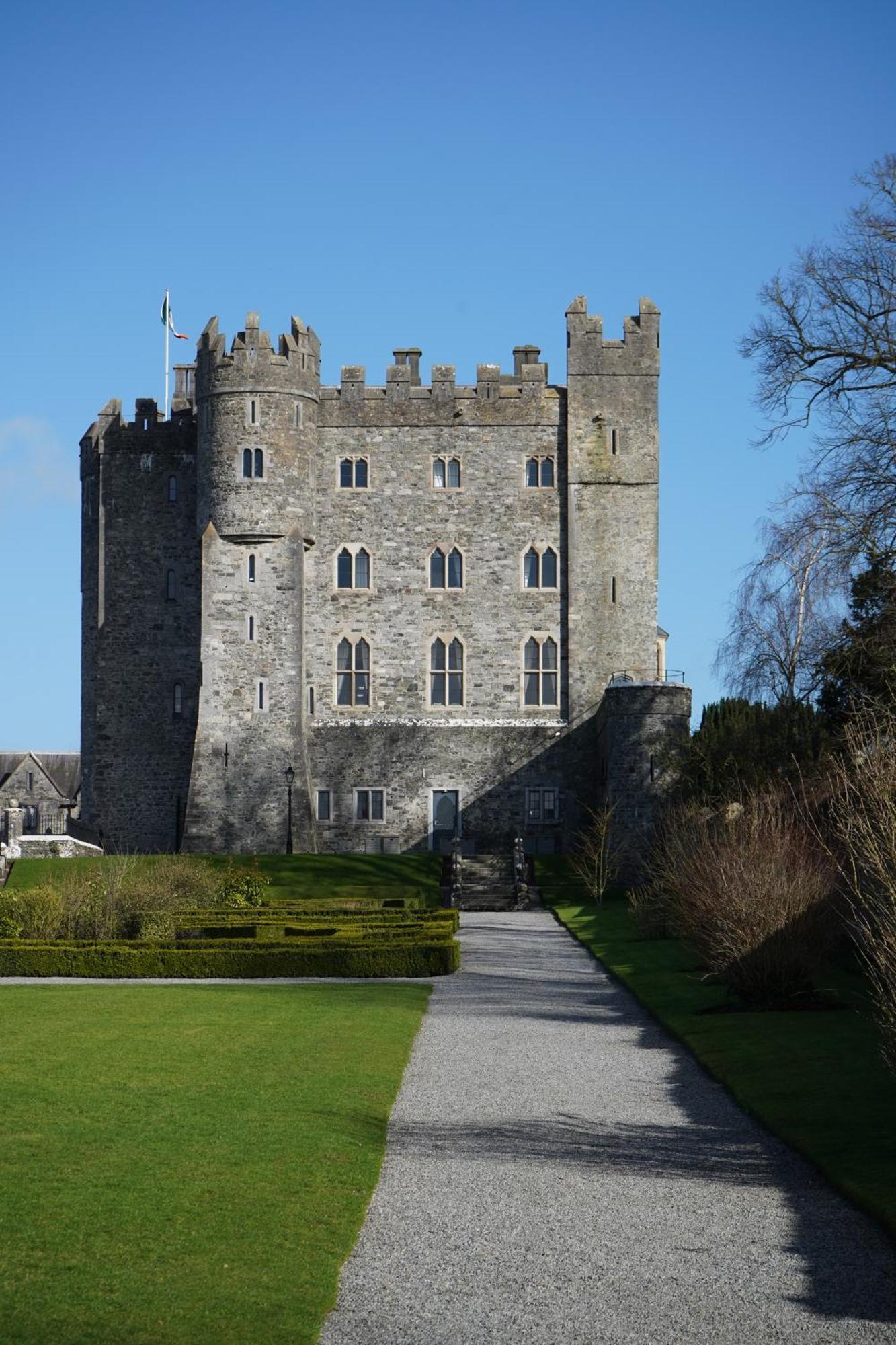 Отель Kilkea Castle Экстерьер фото