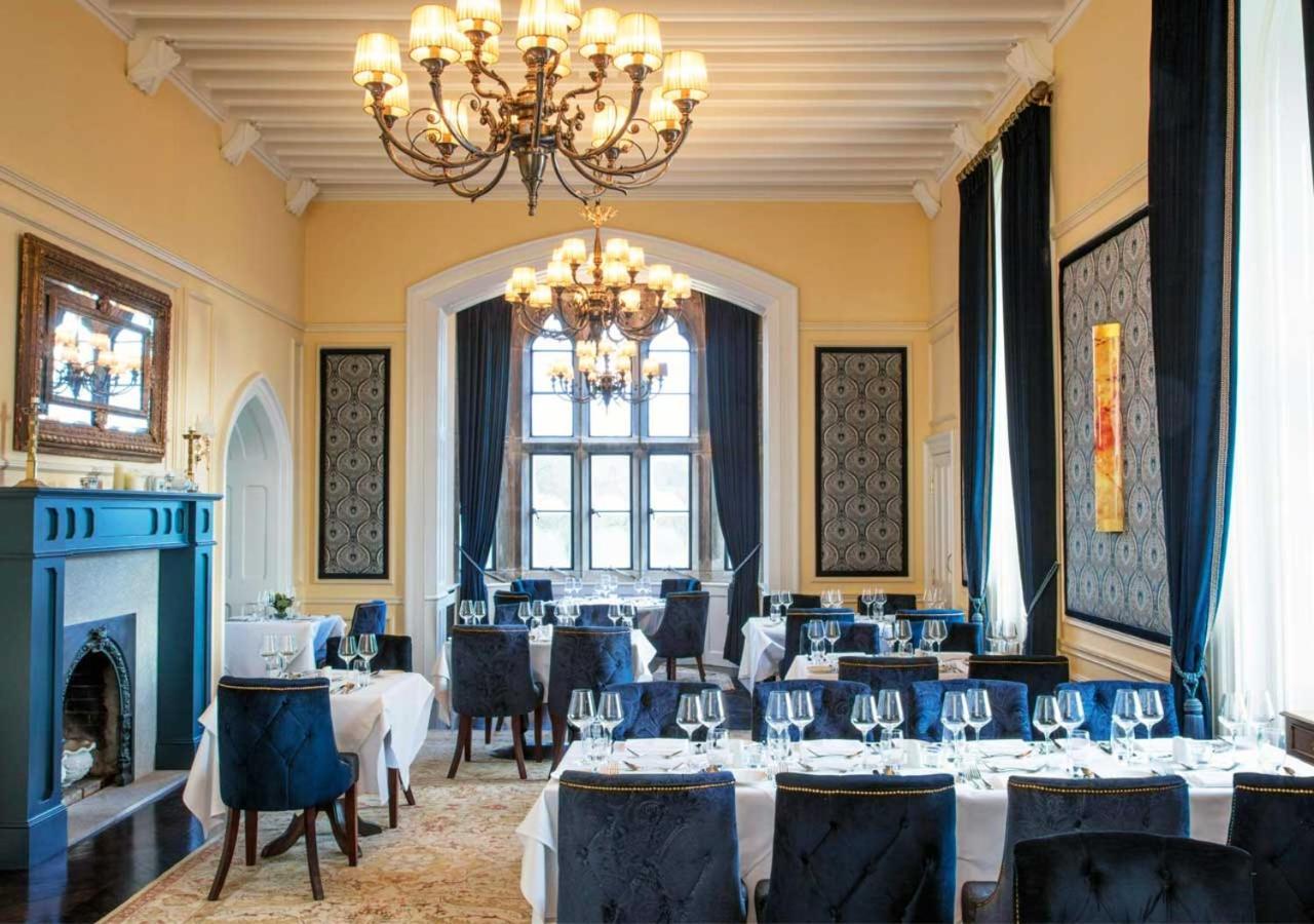 Отель Kilkea Castle Экстерьер фото